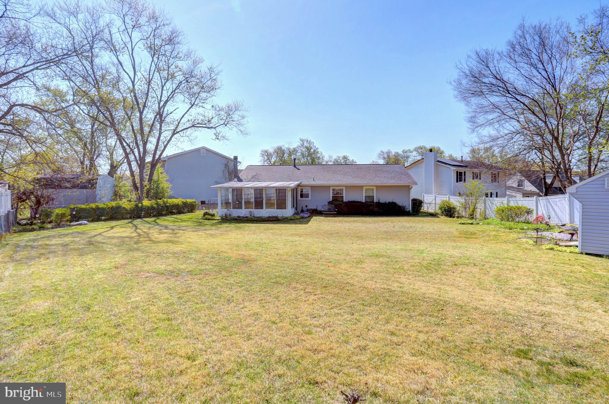 THE PROVINCES - Residential