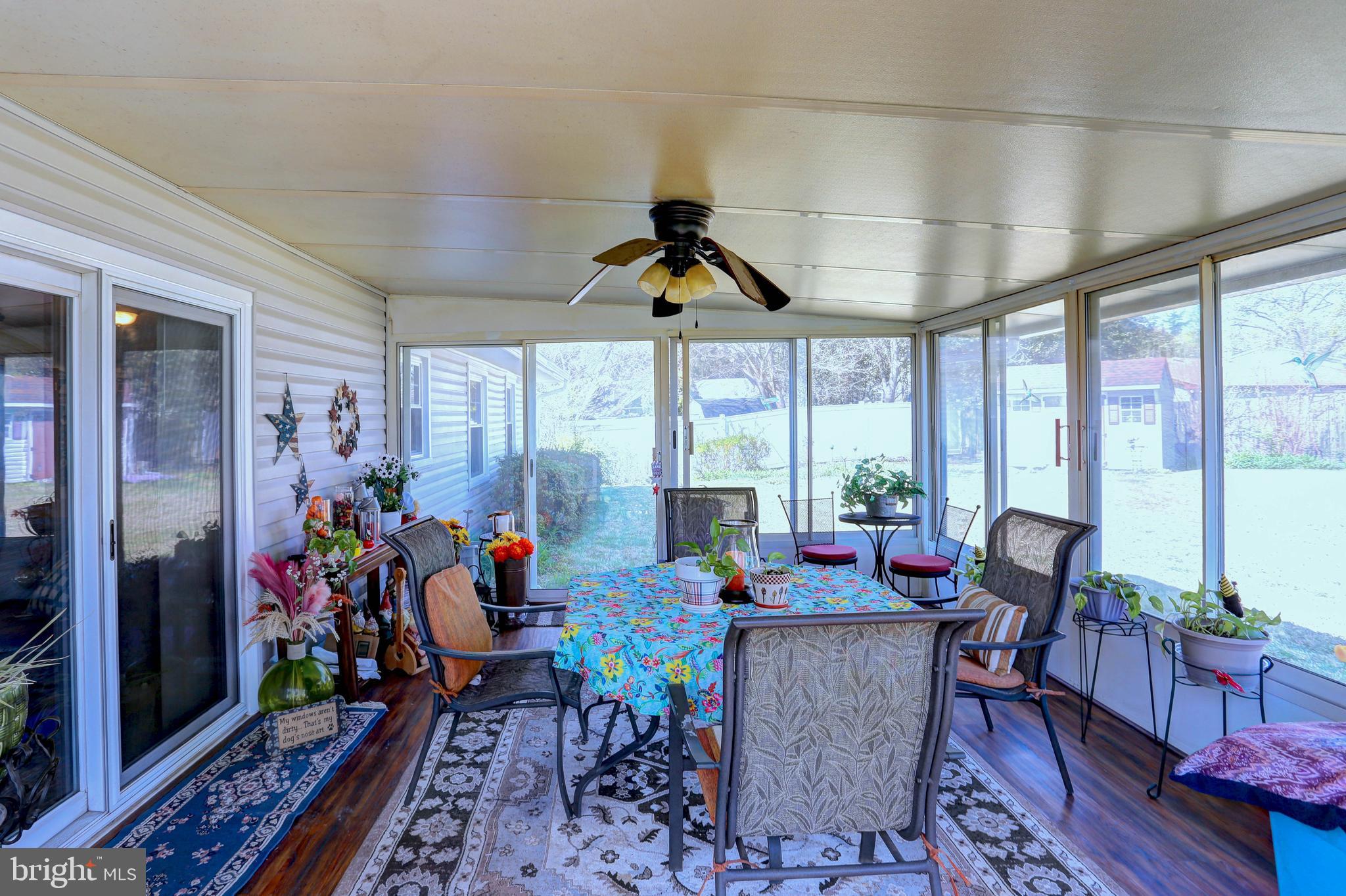 THE PROVINCES - Residential