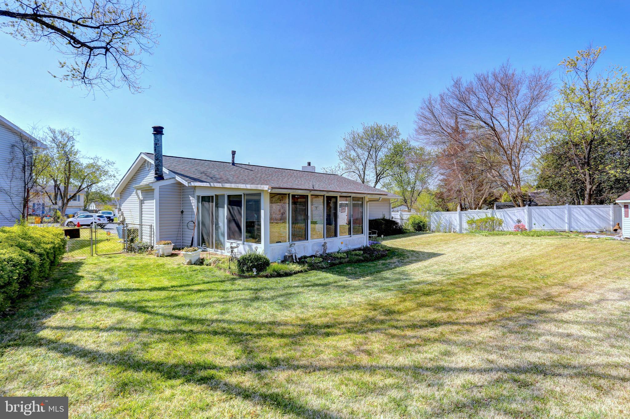 THE PROVINCES - Residential