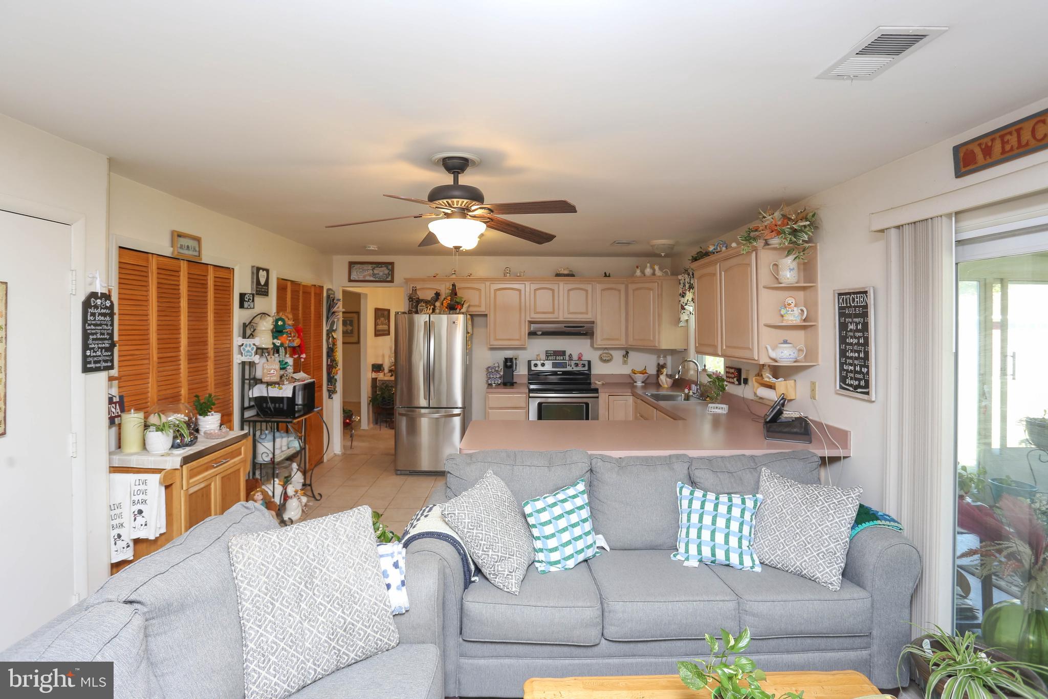 THE PROVINCES - Residential