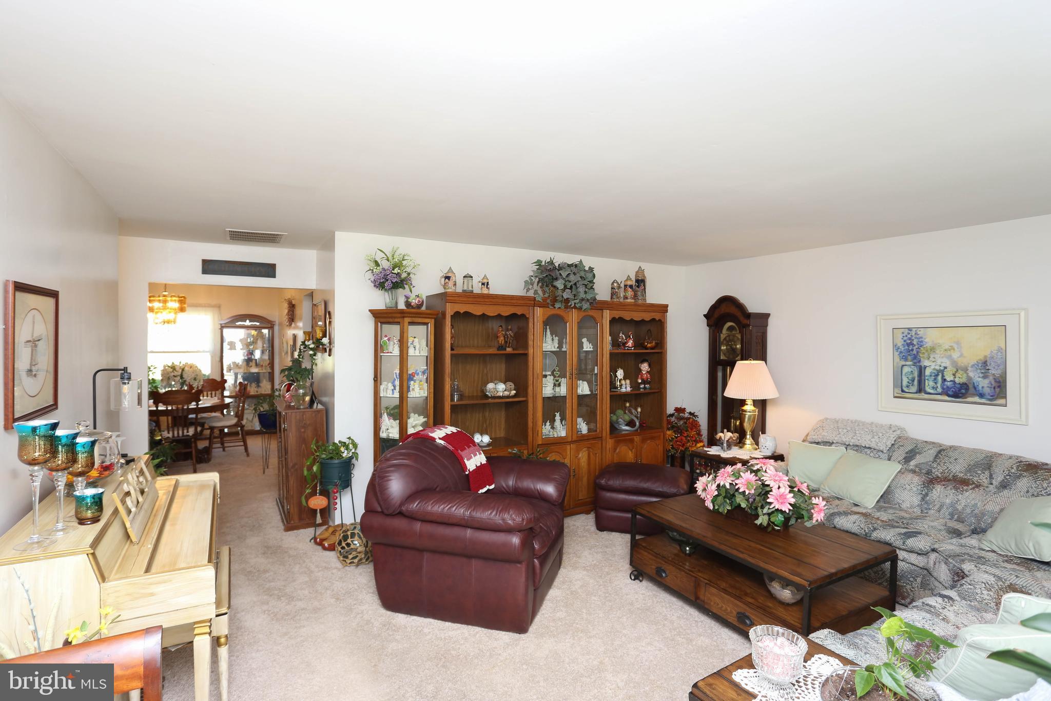 THE PROVINCES - Residential