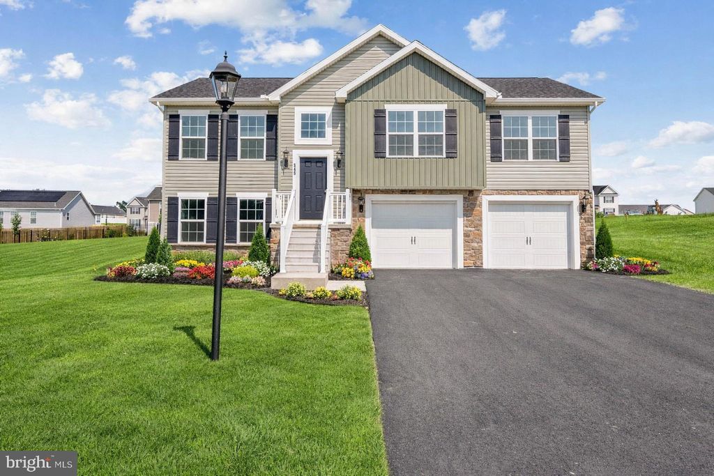 Photo of 1668 Falcon Lane #243, CHAMBERSBURG, PA 17202 (MLS # PAFL2033094)