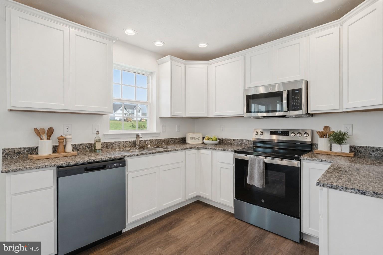 1668 FALCON LANE 243