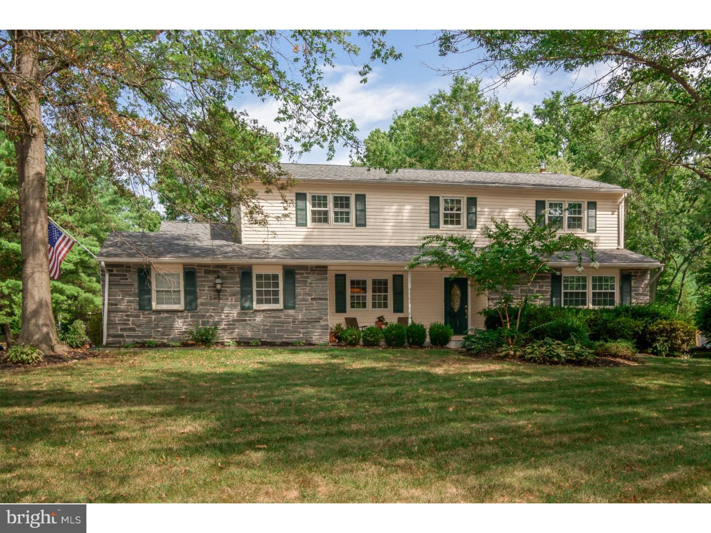 EDGEWOOD PARK - Residential