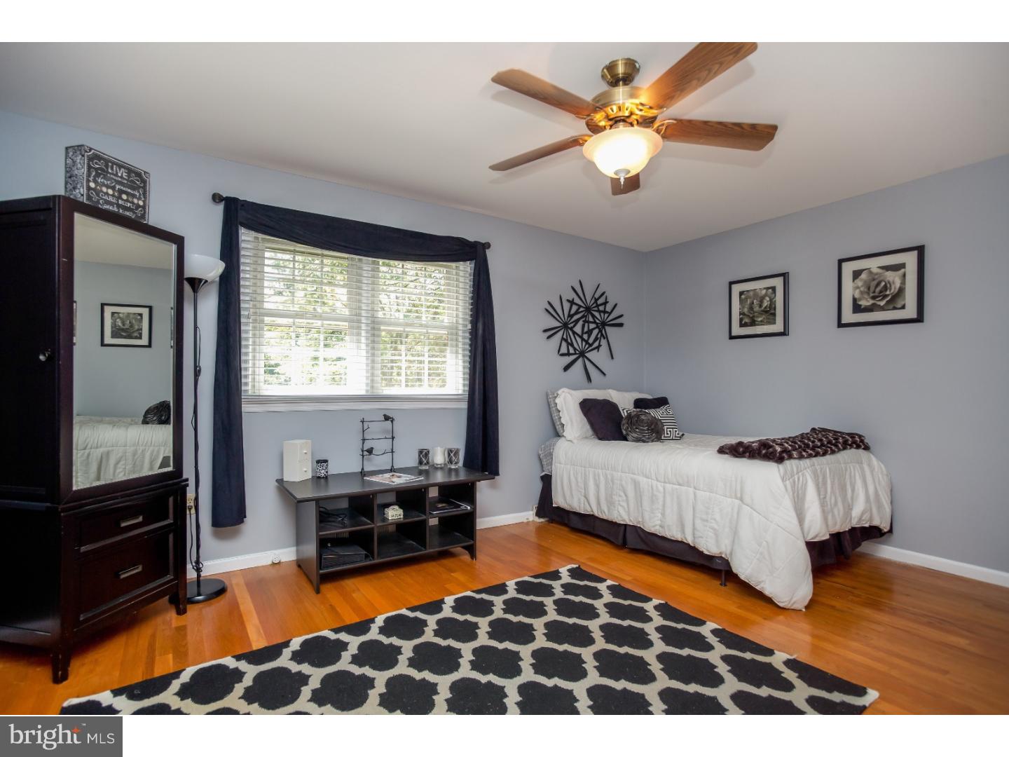 EDGEWOOD PARK - Residential