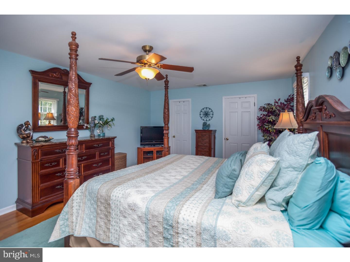 EDGEWOOD PARK - Residential