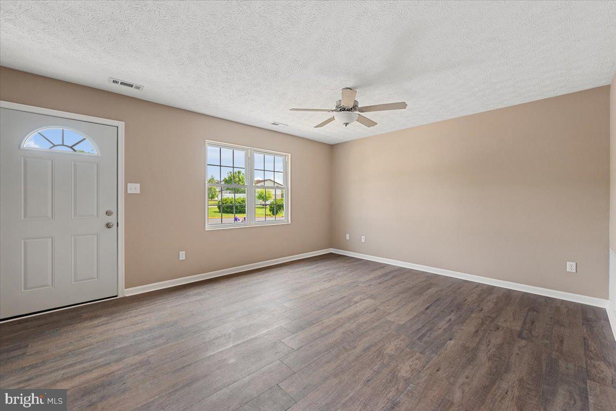 WATERBROOK - Residential