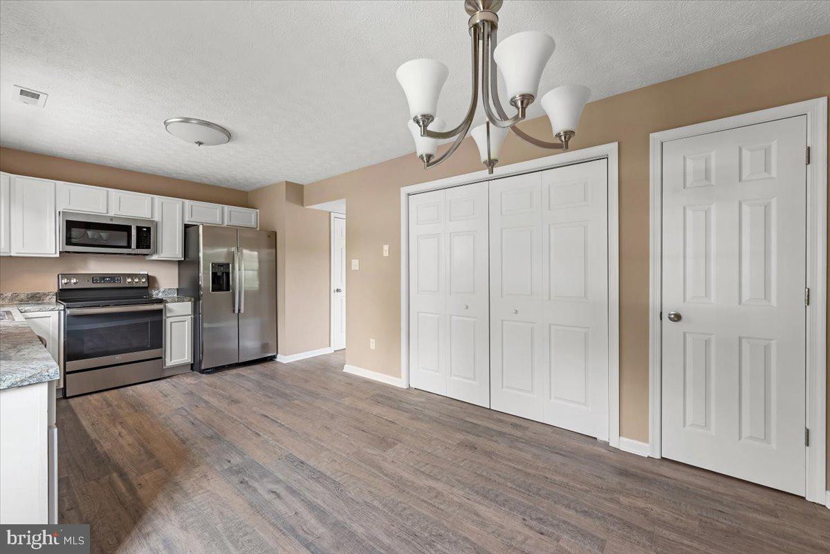 WATERBROOK - Residential