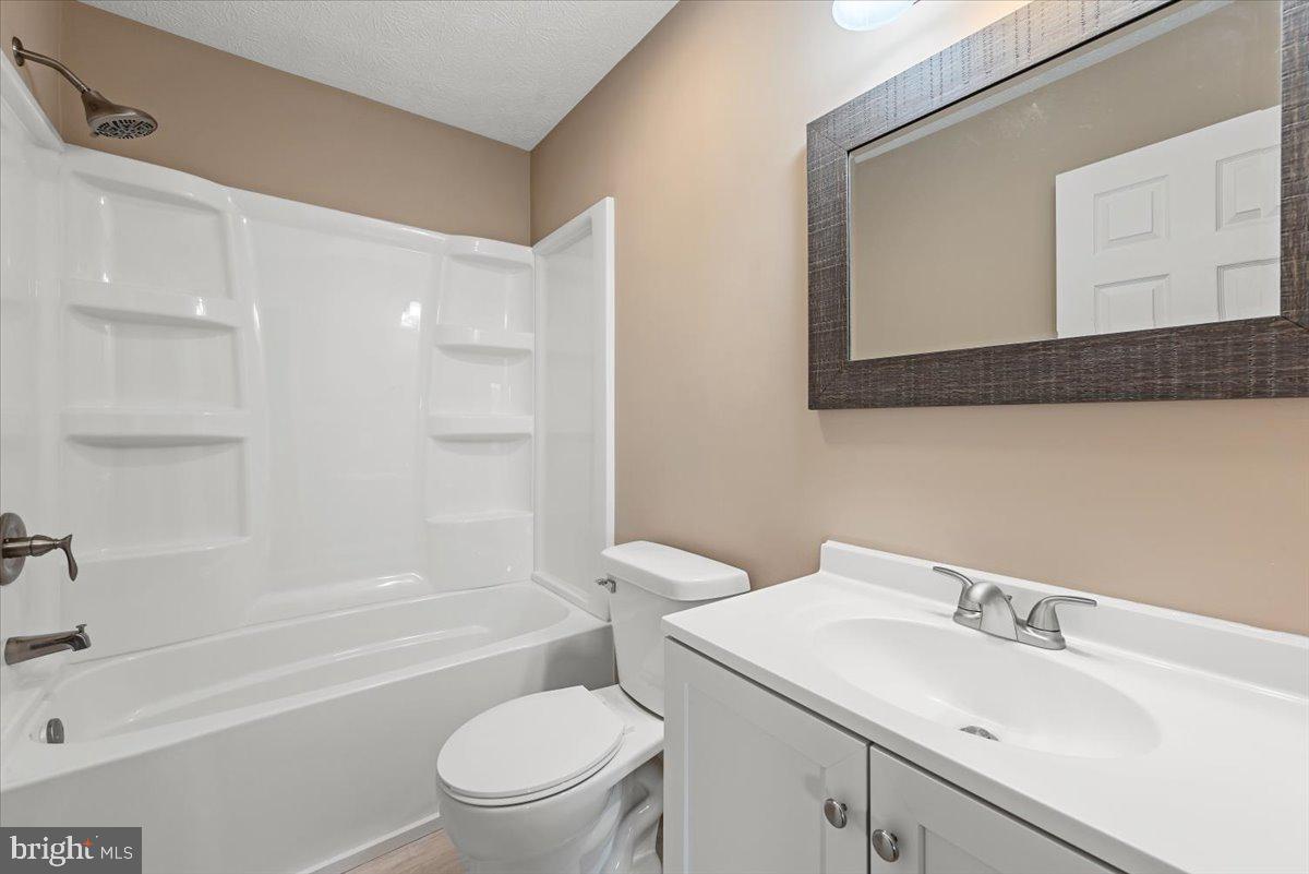 WATERBROOK - Residential