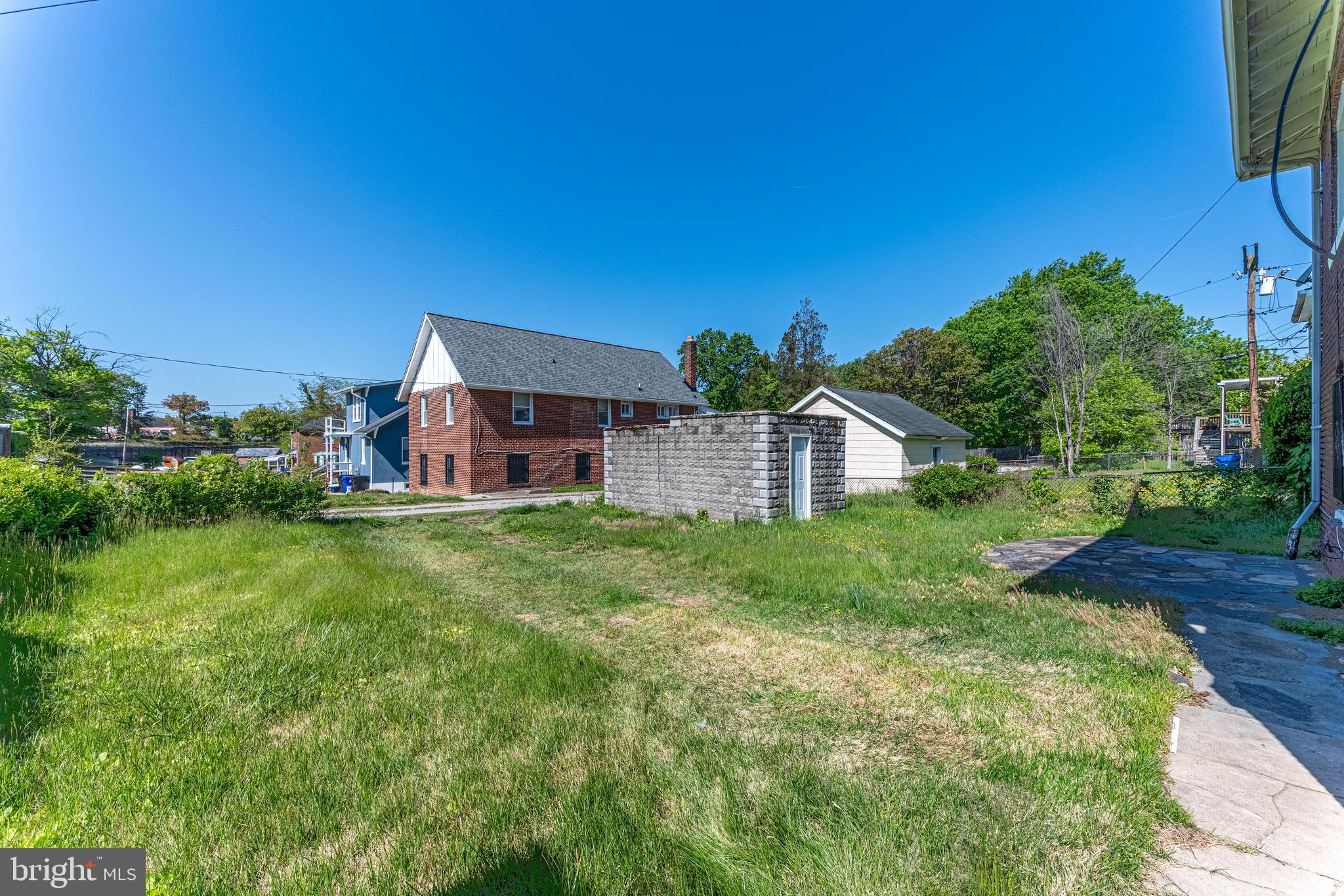 ROGNEL HEIGHTS - Residential