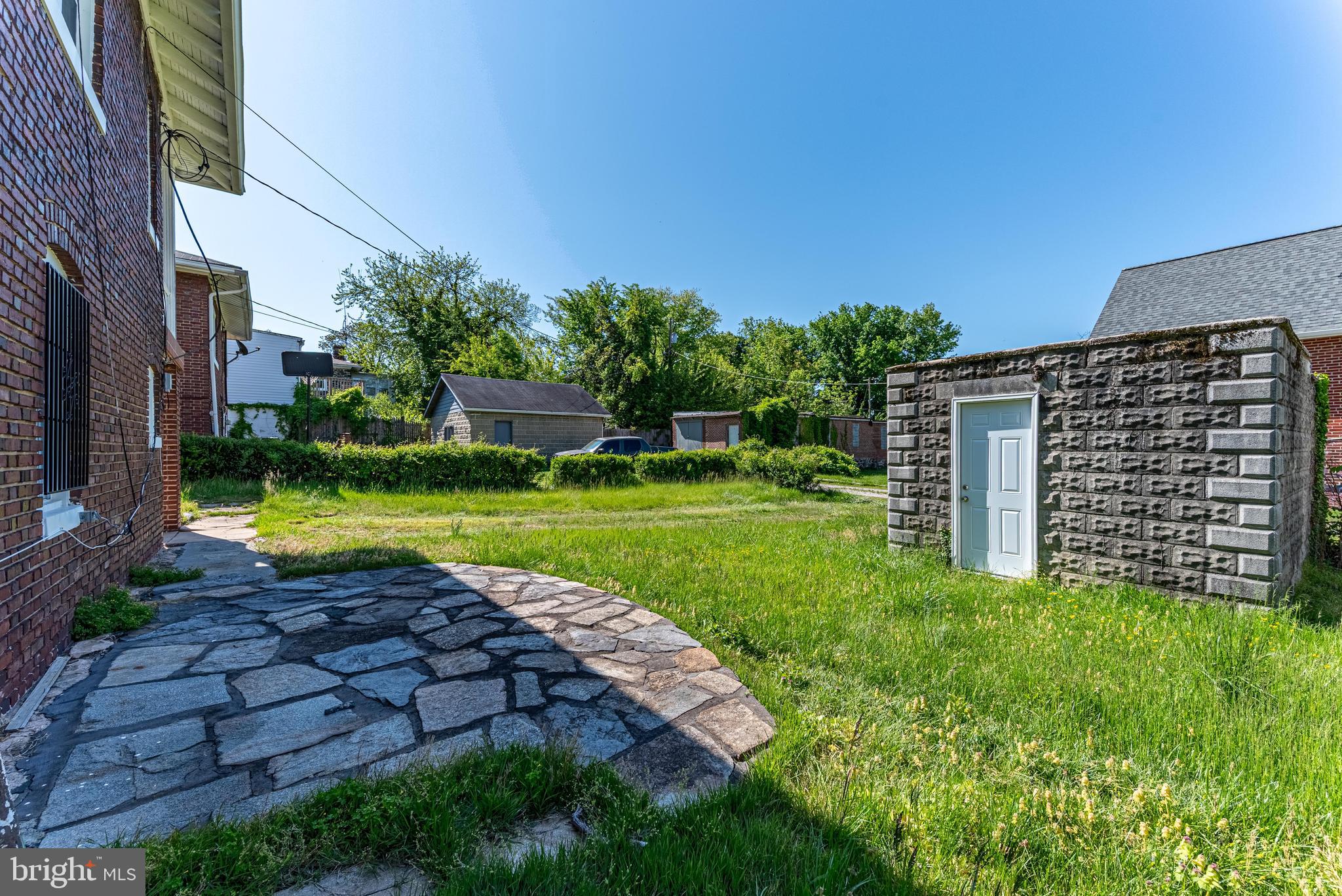 ROGNEL HEIGHTS - Residential