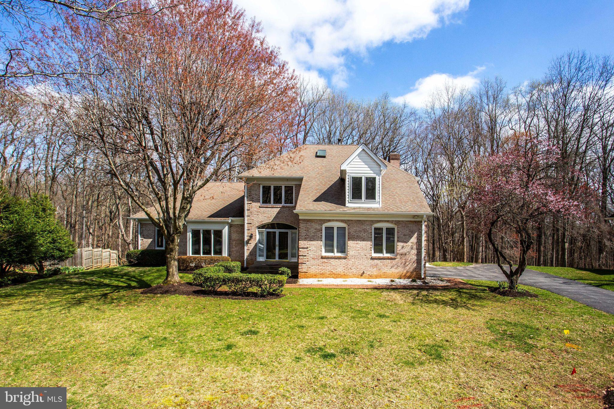 KENTSDALE ESTATES - Residential