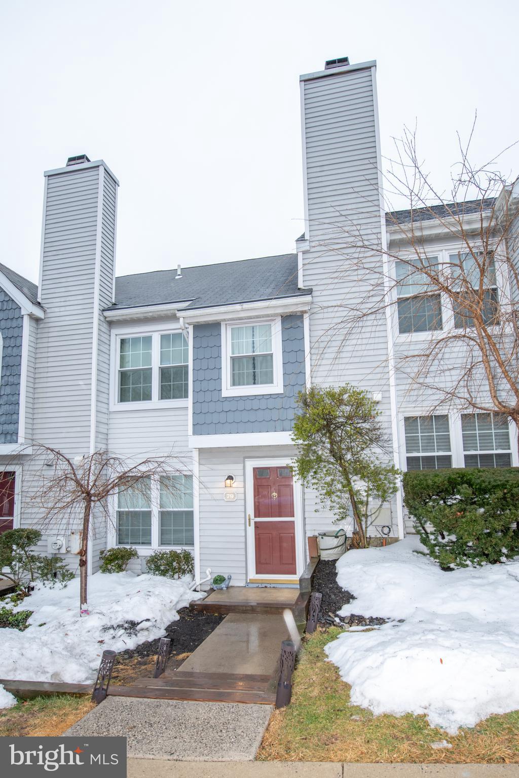 SAW MILL VALLEY - Residential