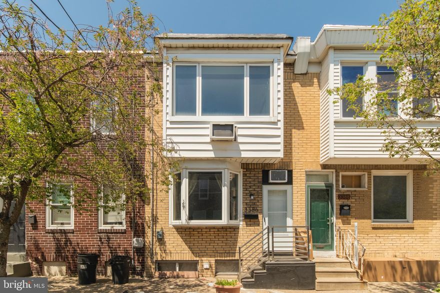 Cozy 2 bedroom, 1 bathroom located in the vibrant section of Port Richmond. This home was newly remodeled throughout with beautiful wood flooring and updated bathroom. Enter through the front door into your bright living space which leads directly to your  kitchen. Off the kitchen you have direct access to your fenced in yard space  which is great for all your entertainment or summer barbecues. The basement comes with a washer and dryer and extra space for storage. Close to public transportation, tons of shopping within walking-distance. Schedule your showings today! 
Good credit, no evictions, and must meet income requirement.