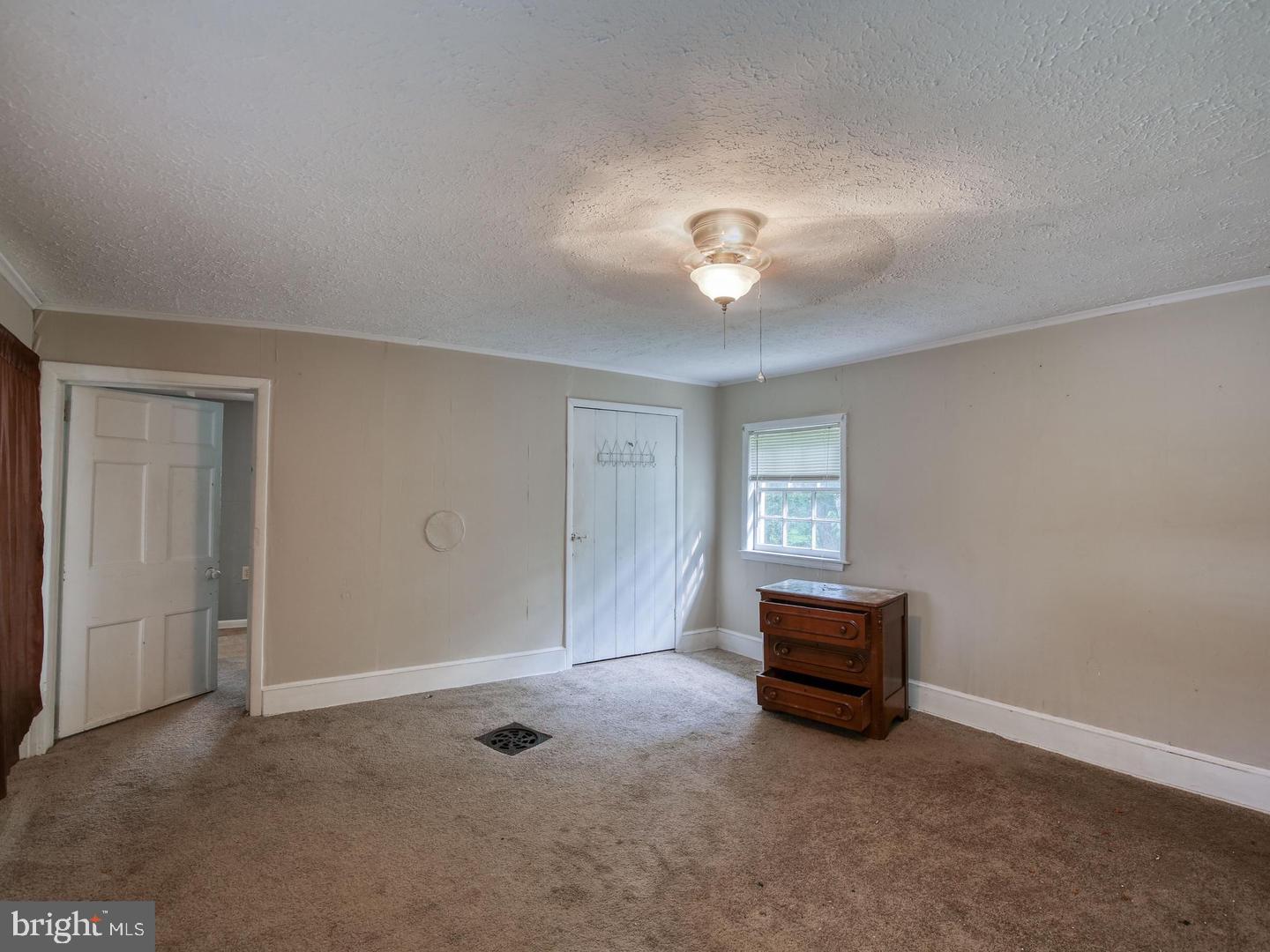 STEPHENS CITY - Residential