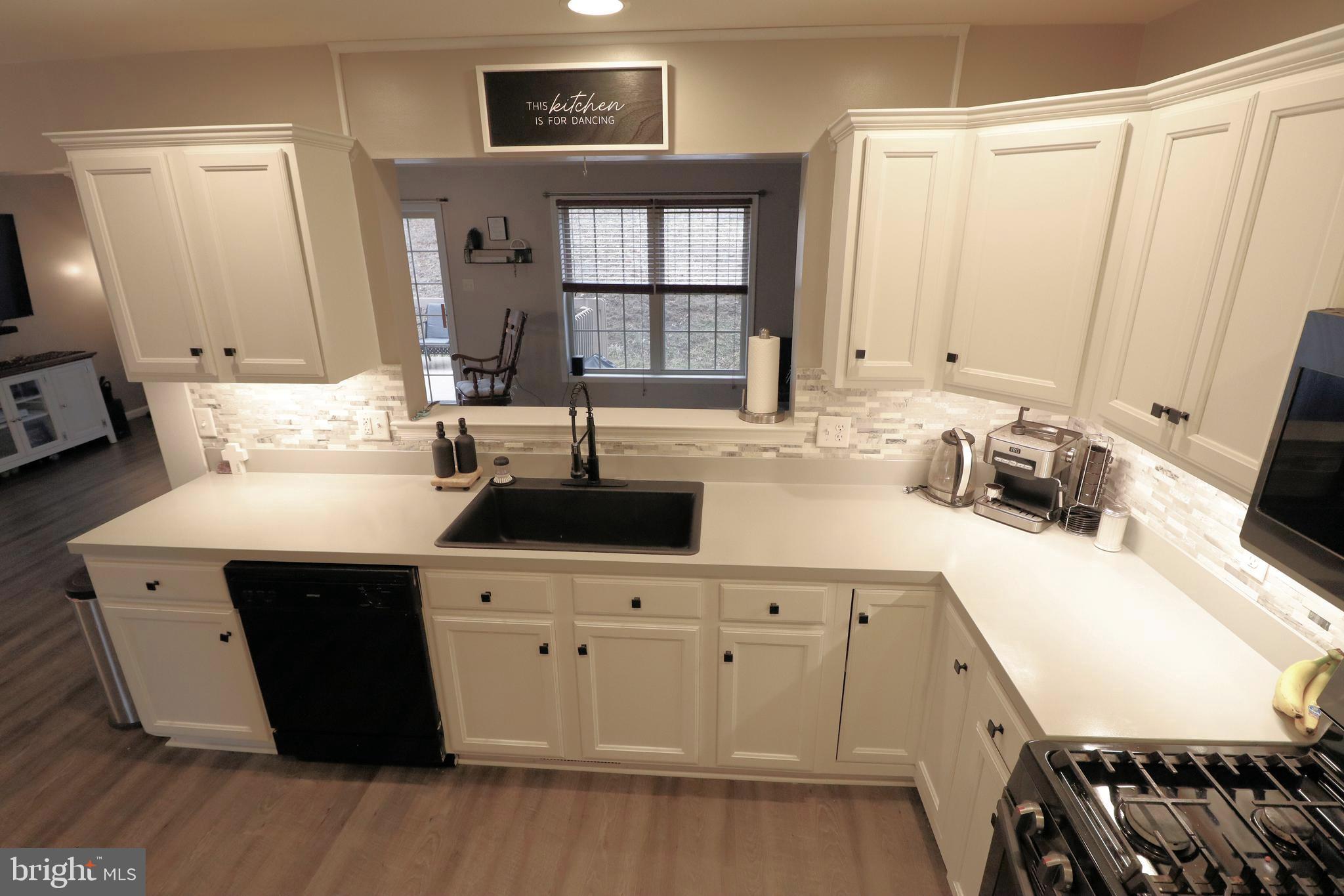 EAGLEVIEW ESTATES - Residential