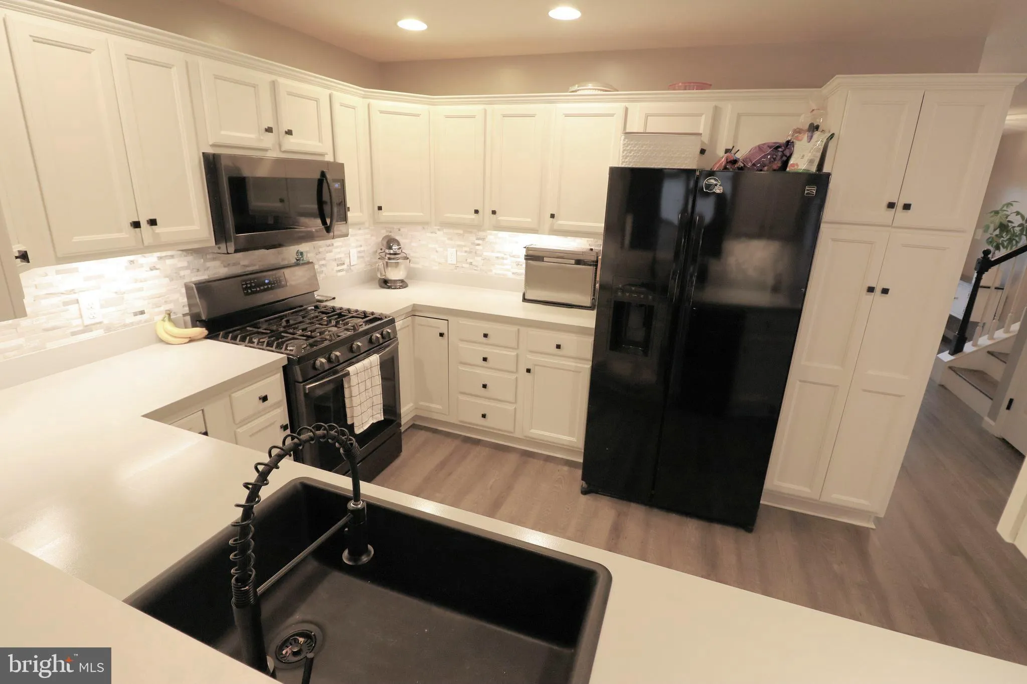 Ephrata, Pennsylvania 17522, United States, 3 Bedrooms Bedrooms, ,3 BathroomsBathrooms,Residential,Pending,83501