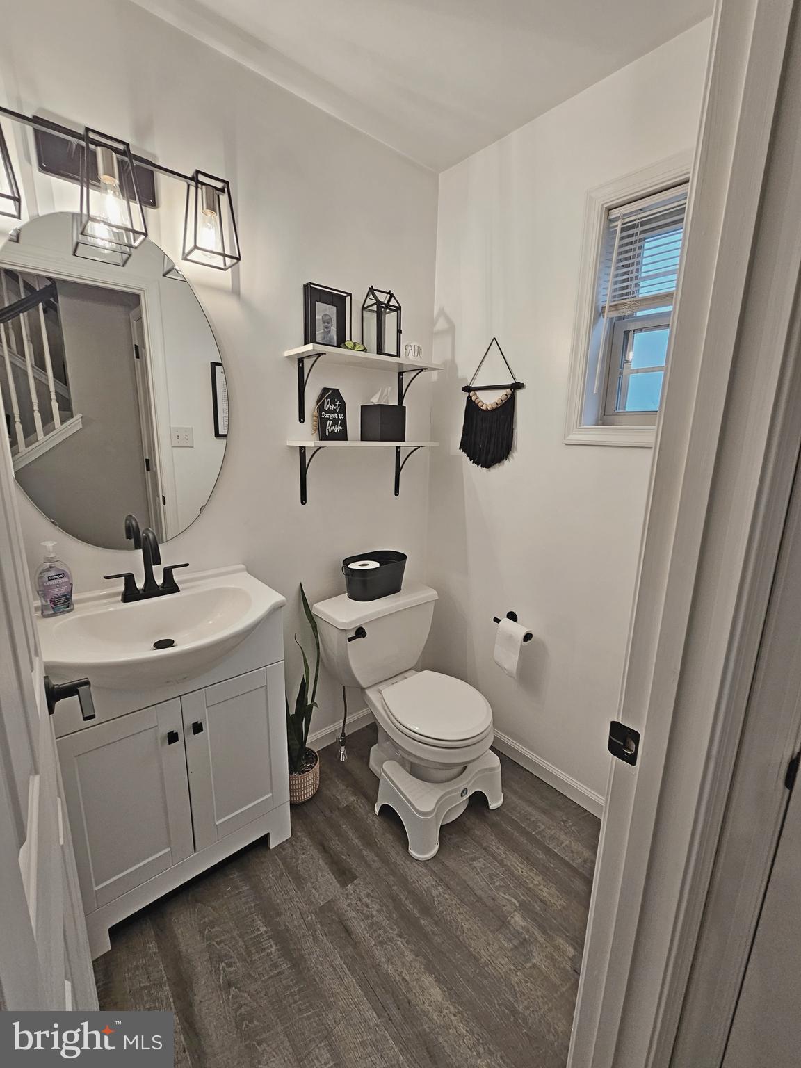 EAGLEVIEW ESTATES - Residential