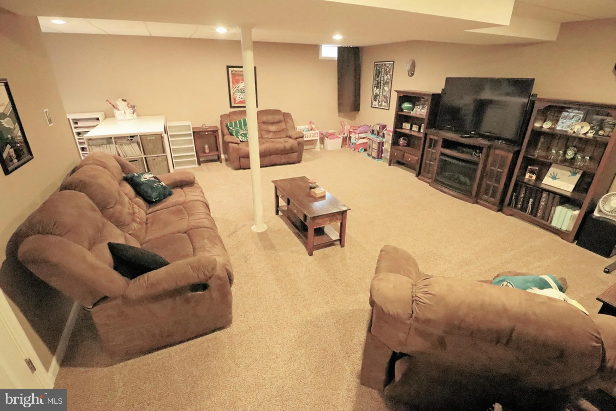 Ephrata, Pennsylvania 17522, United States, 3 Bedrooms Bedrooms, ,3 BathroomsBathrooms,Residential,Pending,83501