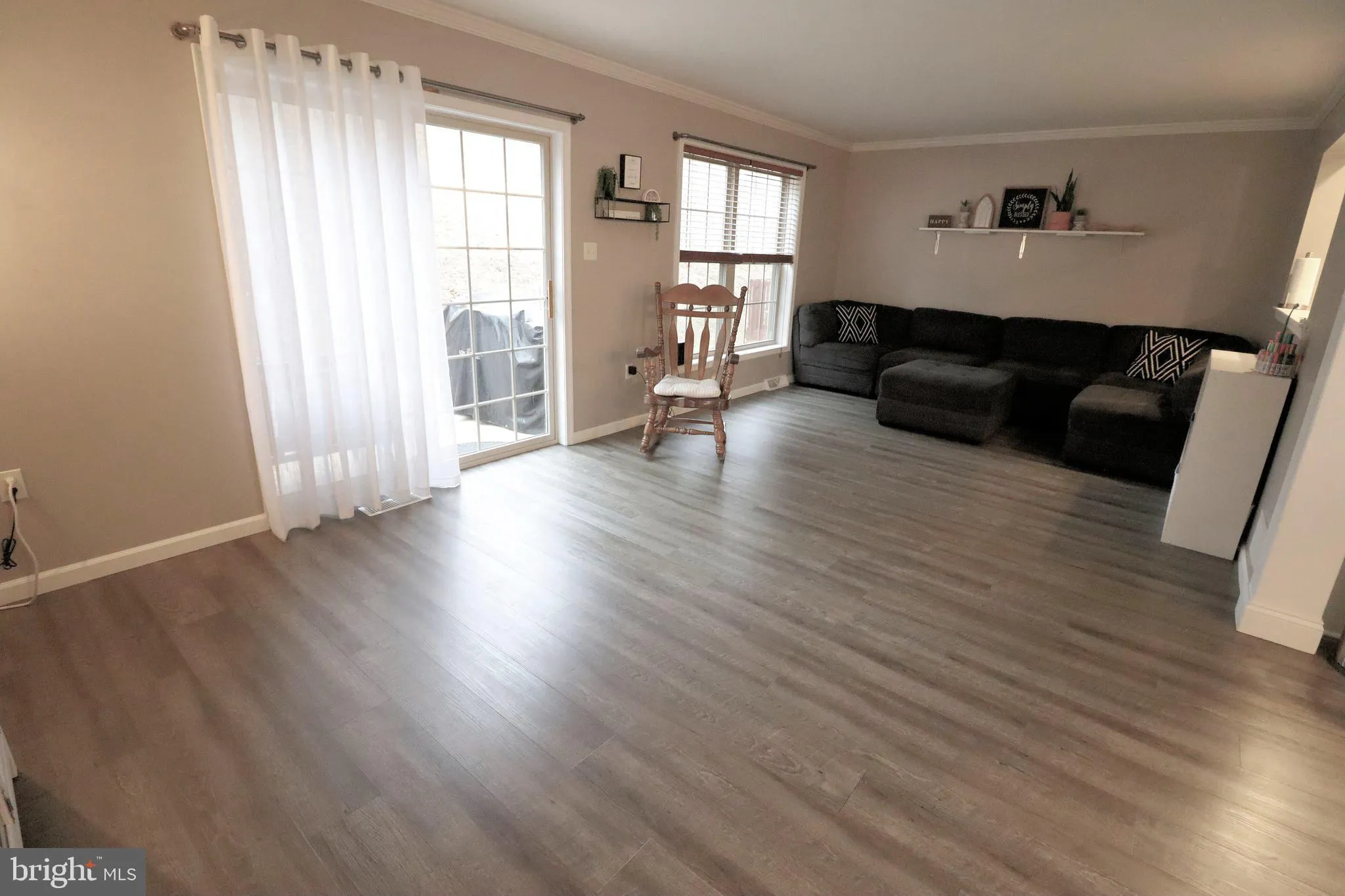 Ephrata, Pennsylvania 17522, United States, 3 Bedrooms Bedrooms, ,3 BathroomsBathrooms,Residential,Pending,83501