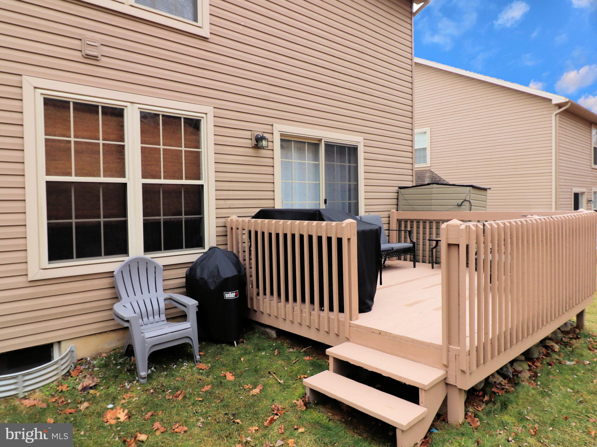 EAGLEVIEW ESTATES - Residential