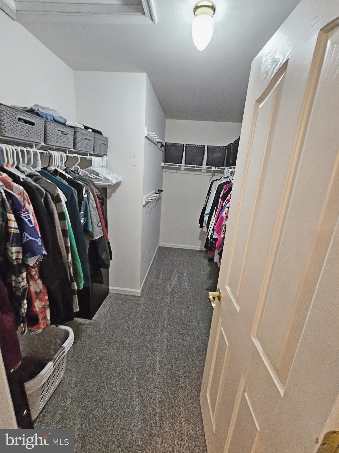 EAGLEVIEW ESTATES - Residential