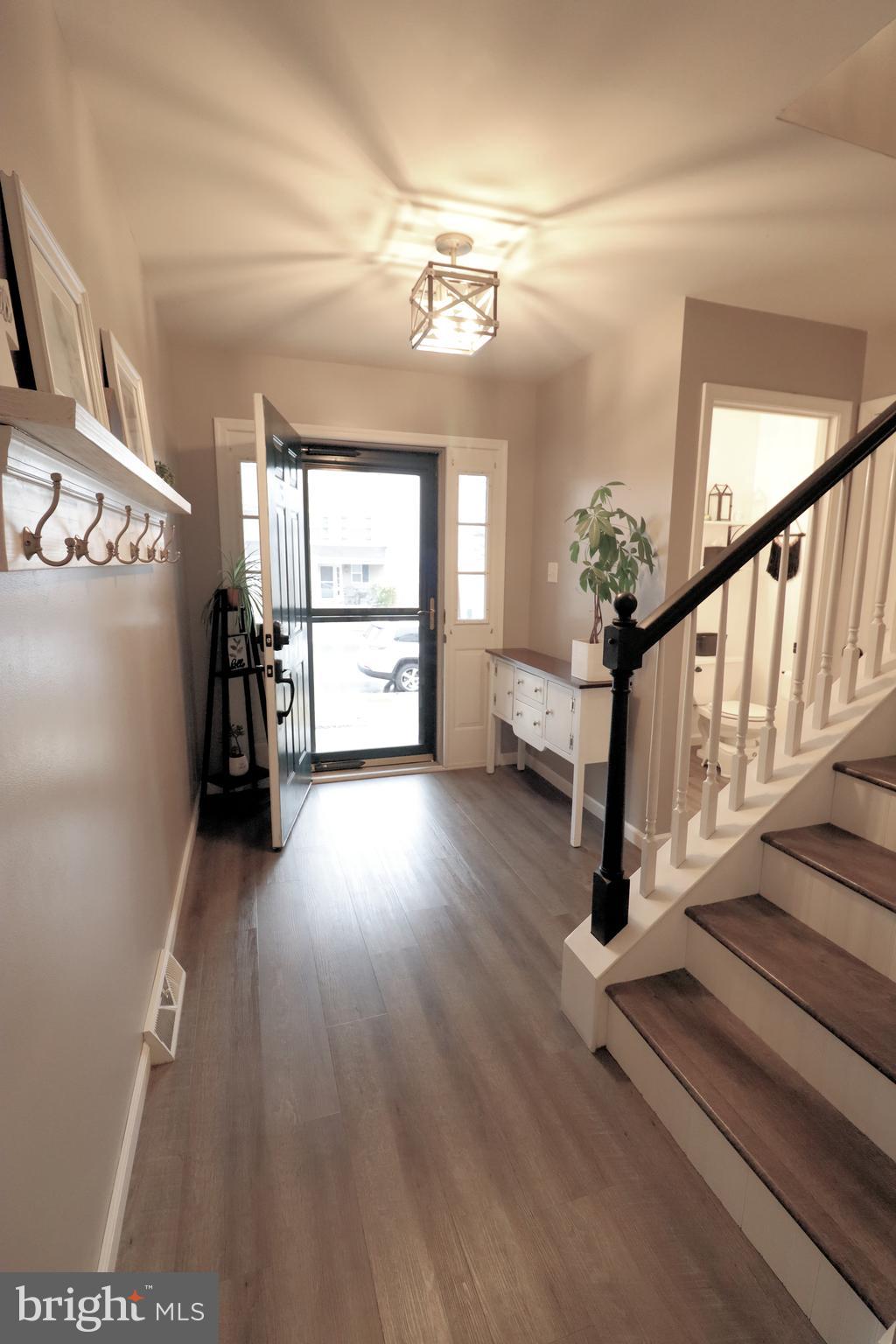 EAGLEVIEW ESTATES - Residential