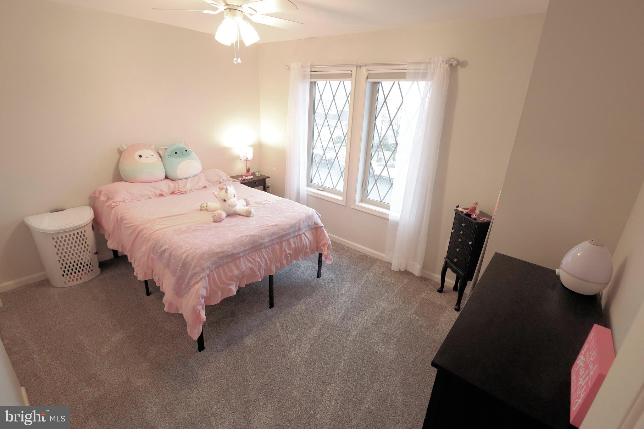 EAGLEVIEW ESTATES - Residential