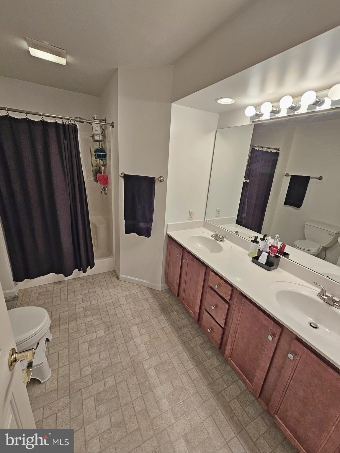 EAGLEVIEW ESTATES - Residential