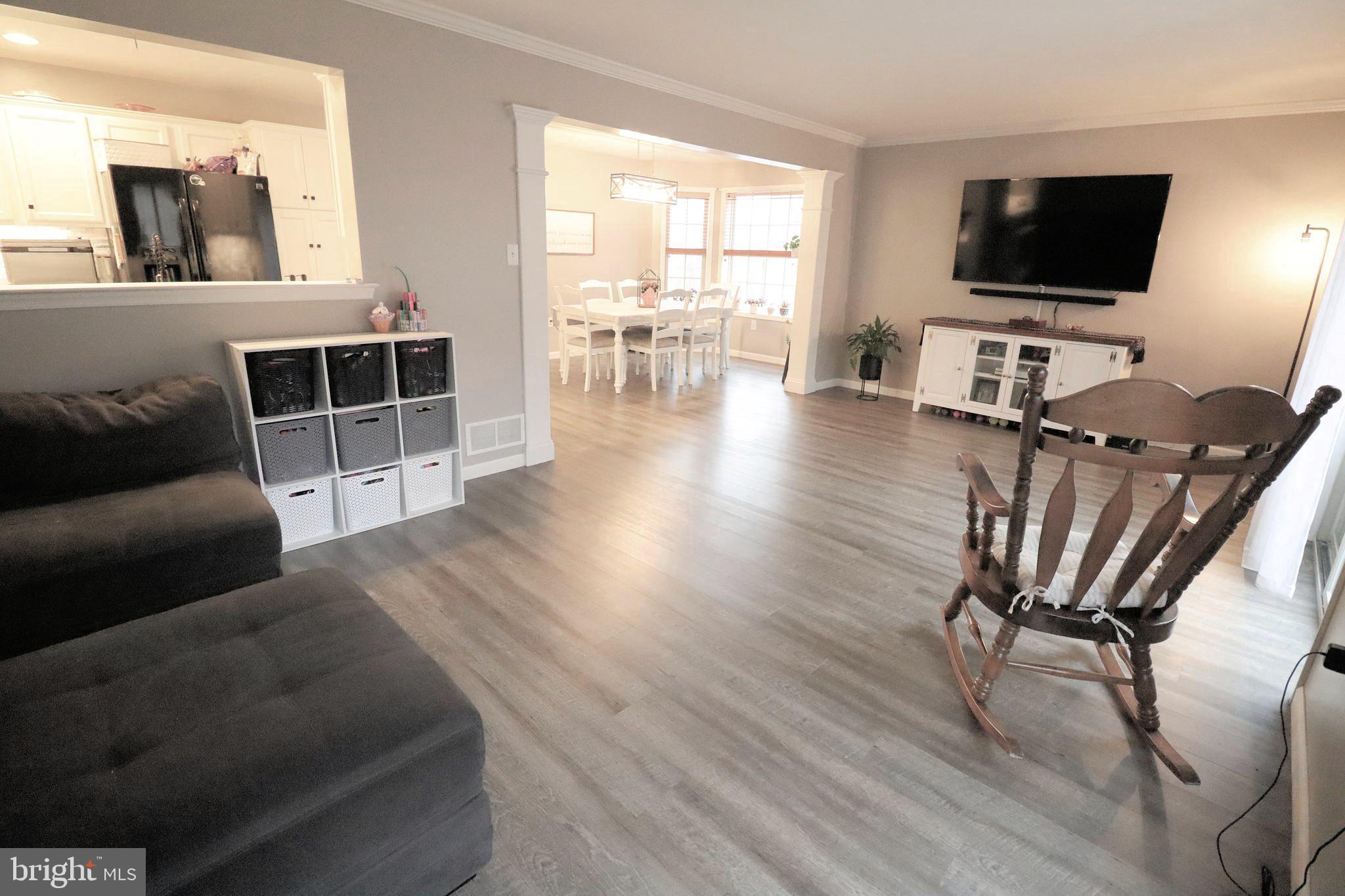 EAGLEVIEW ESTATES - Residential