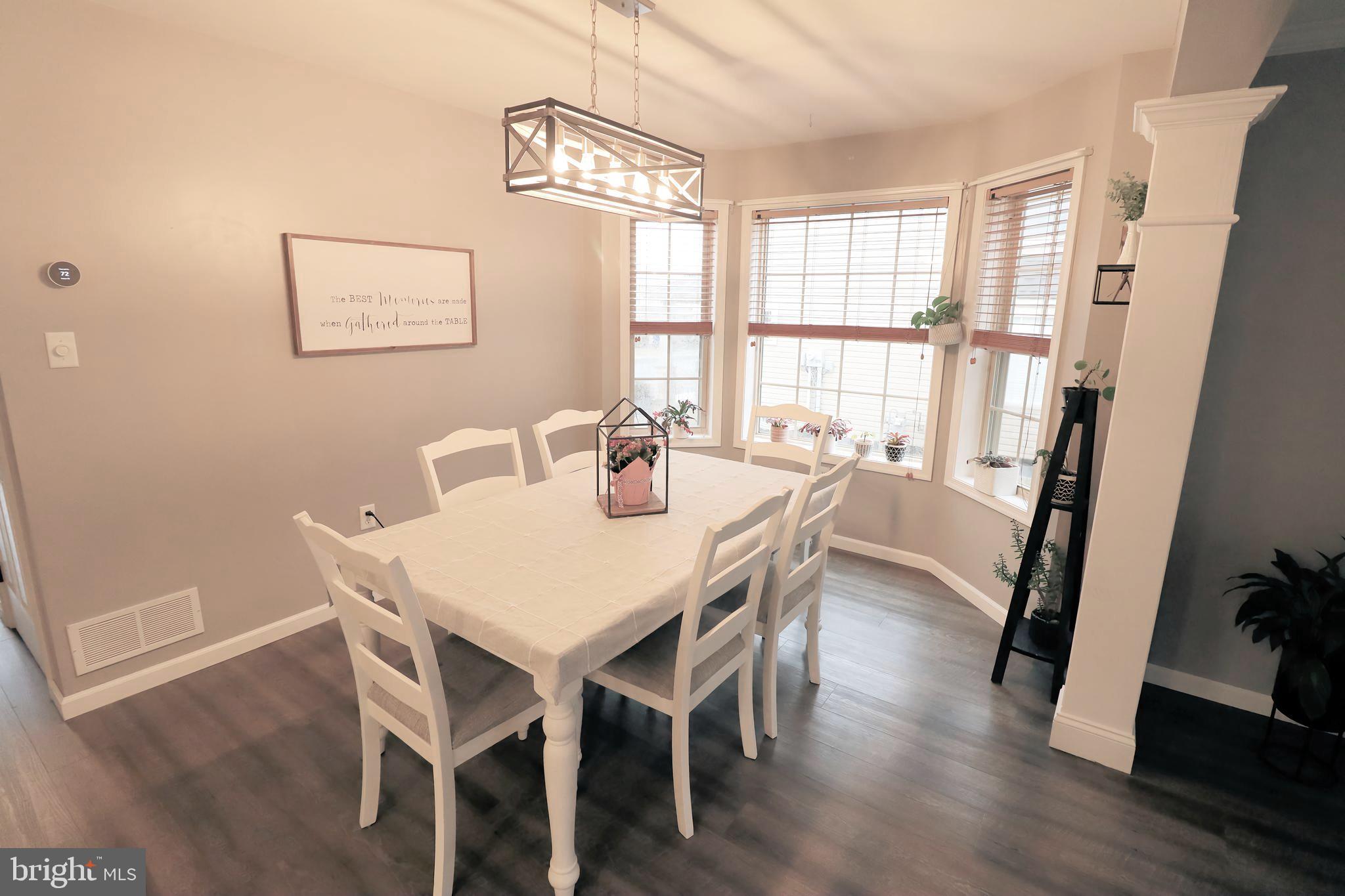 EAGLEVIEW ESTATES - Residential