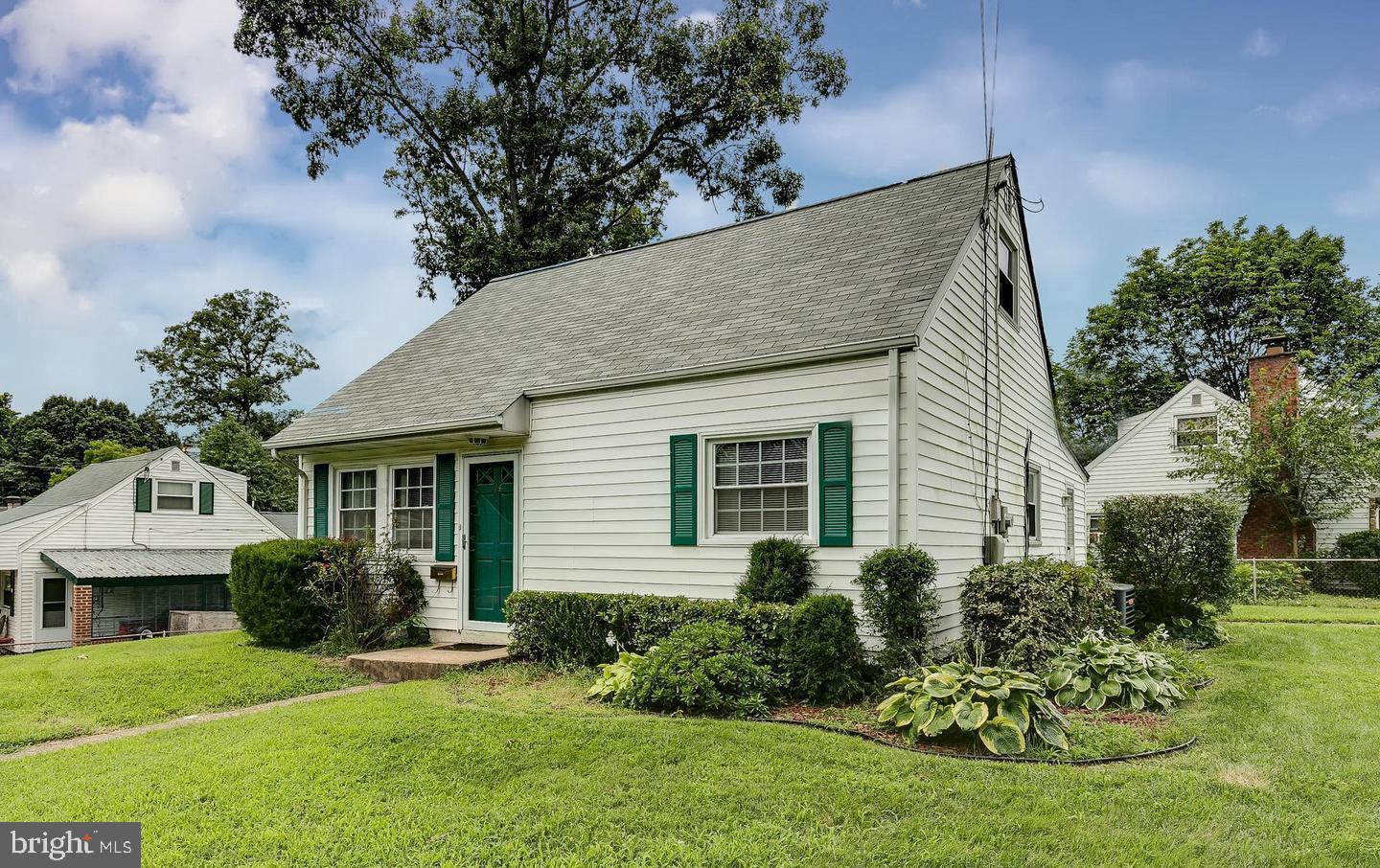 This recently remodeled Cape Cod is ready for new tenants. Enter through the spacious living room, with an electric fireplace set against a gorgeous accent wall. The bright kitchen boasts white cabinetry, granite countertops, a subway tile backsplash, and stainless steel appliances. Other updates include new flooring, updated lighting and stylishly refreshed bathrooms. The floor plan consists of 2 bedrooms and one full bathroom on each floor, providing comfort and privacy for all.
Situated on a corner lot, the home offers a fully fenced yard—perfect for outdoor living and entertaining. Close proximity to route 28, shopping and dining options also make it a great commuting and convenient location. No HOA and plenty of parking!