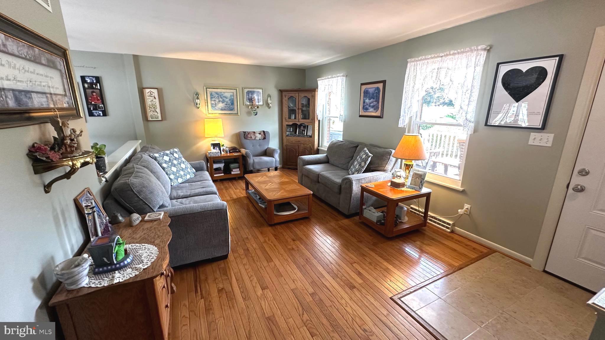3412 BAYWOOD DRIVE