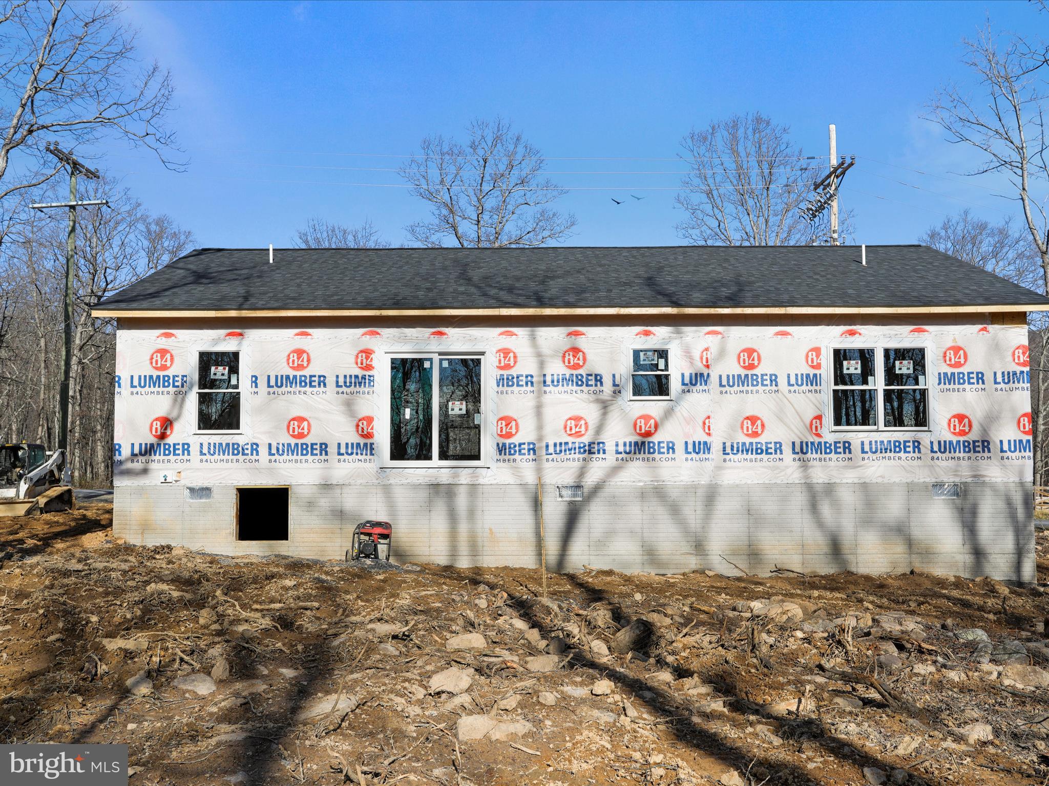 100 FAWN DR