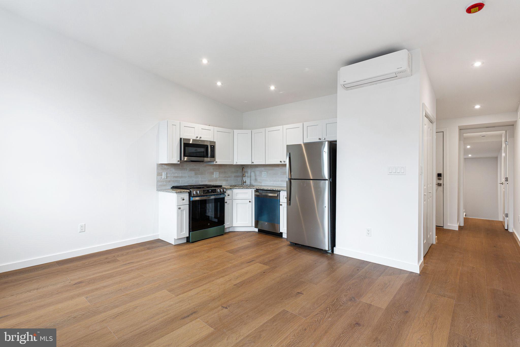 709 S 19TH STREET 3F