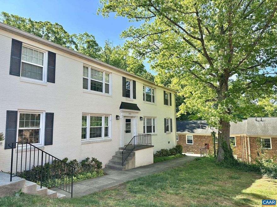Investors! Top Floor 2 Bedroom/1 Bath- Tenant Lease to June 2027- Great Condo Priced Below Assessment! New Windows- Newer AC- Well Maintained Gas Furnace- Granite Countertops- Updated Kitchen and Bath- Quick Close Investment Opportunity! Turn Key with Tenant in Place to June 2027. Laundry Room on 1st Floor of Building,Granite Counter