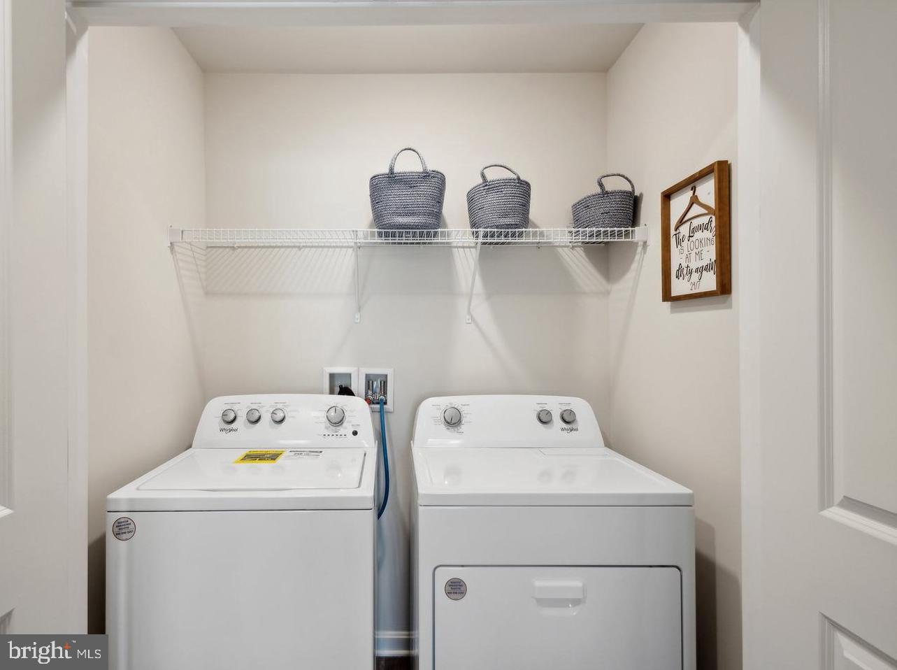 VALLEY VIEW - Residential Lease