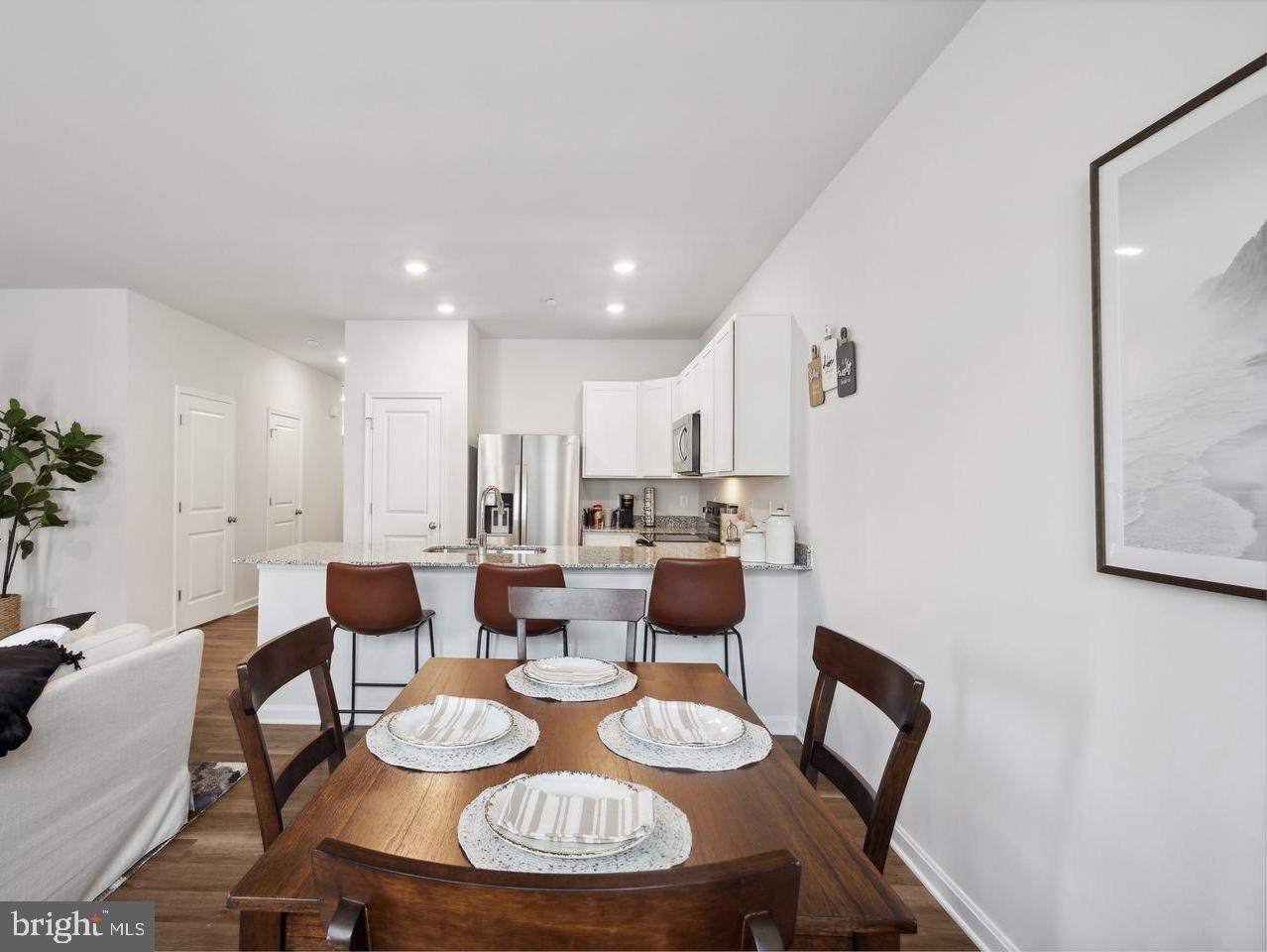 VALLEY VIEW - Residential Lease