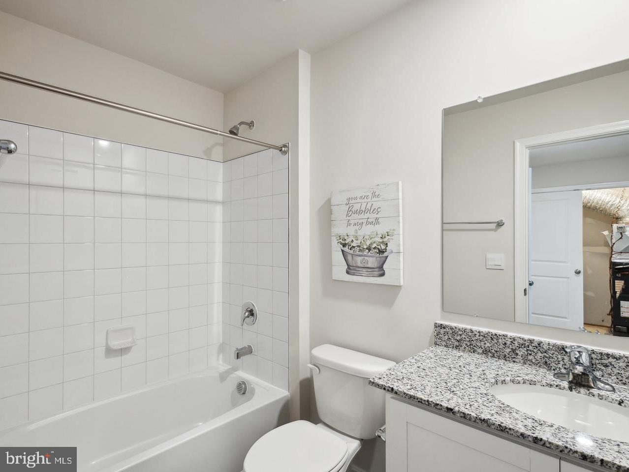 VALLEY VIEW - Residential Lease