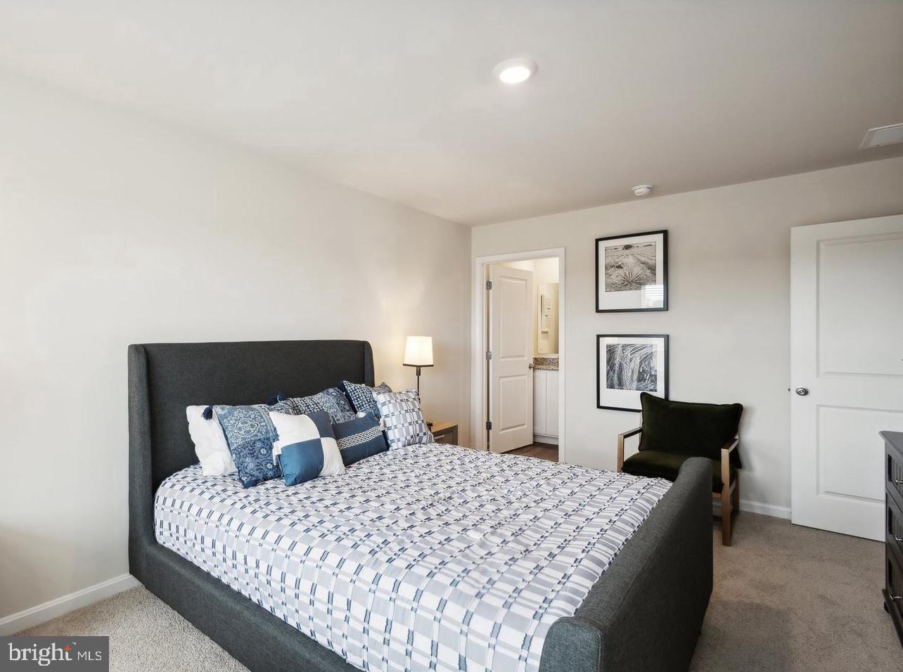 VALLEY VIEW - Residential Lease