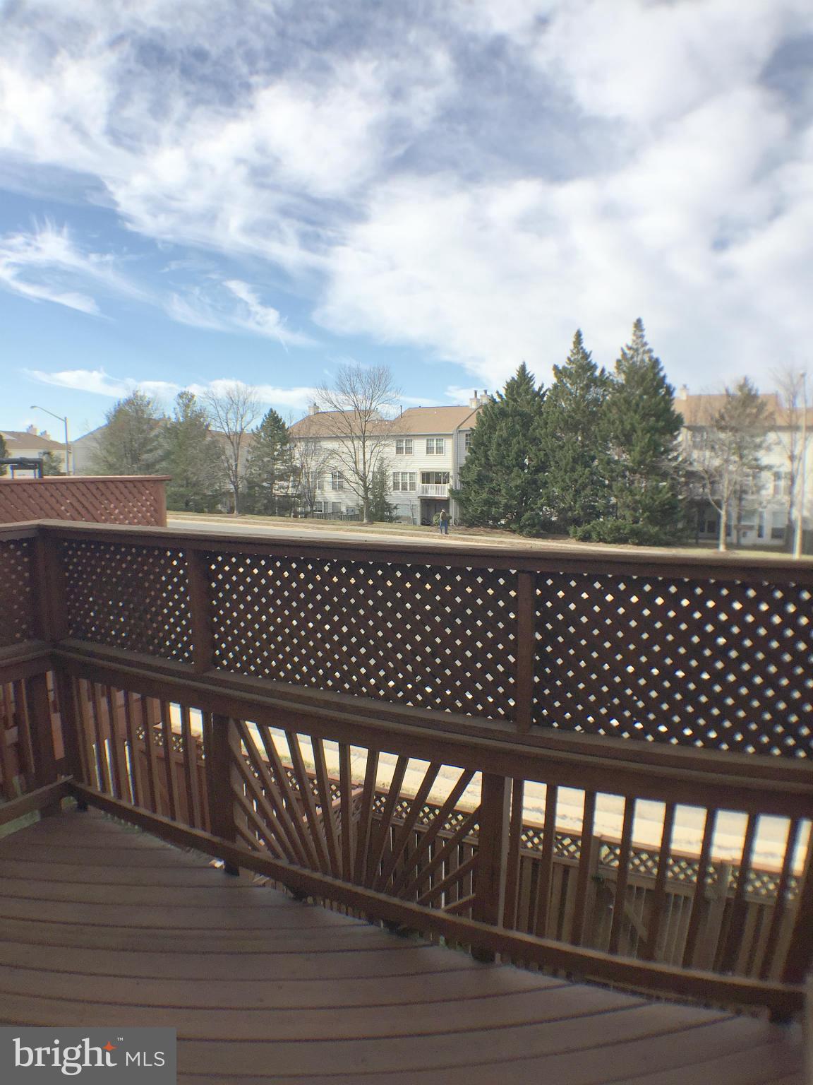 GUNSTON CORNER - Residential Lease