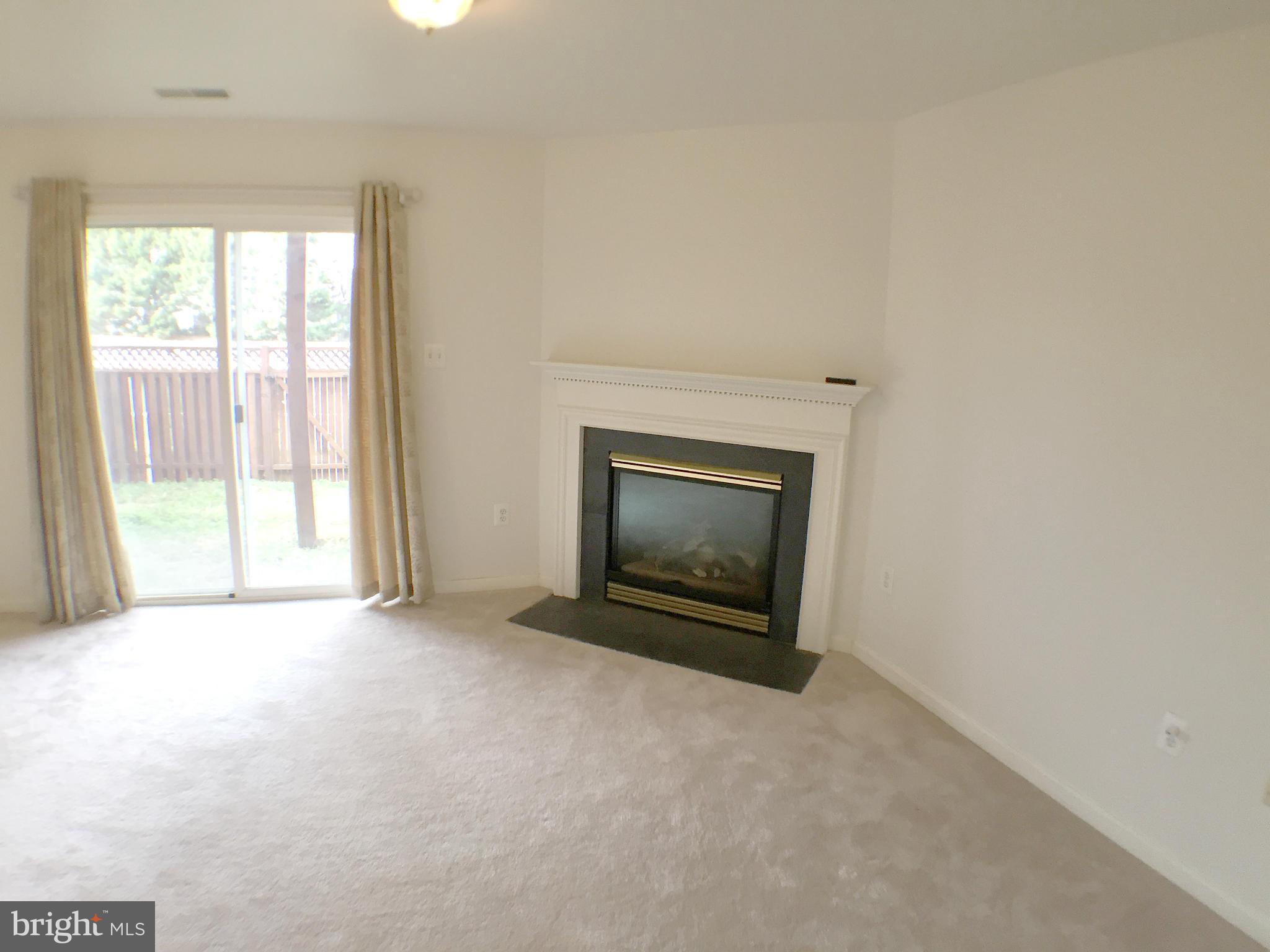 GUNSTON CORNER - Residential Lease