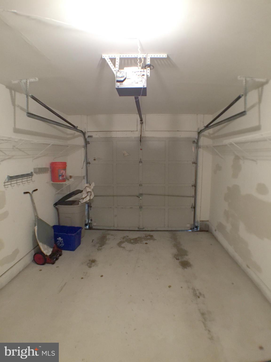 GUNSTON CORNER - Residential Lease