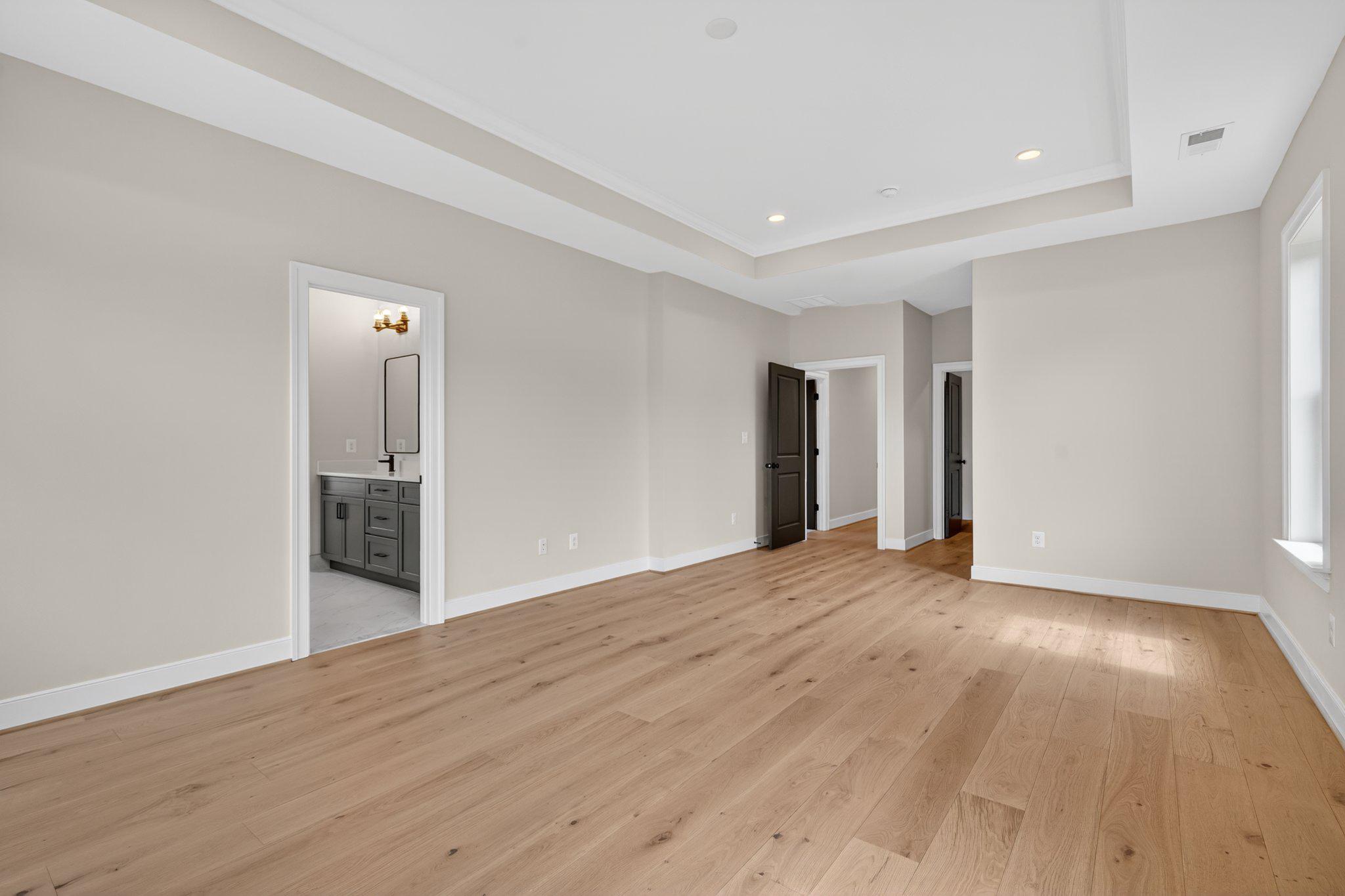 FALLS CHURCH PARK - Residential