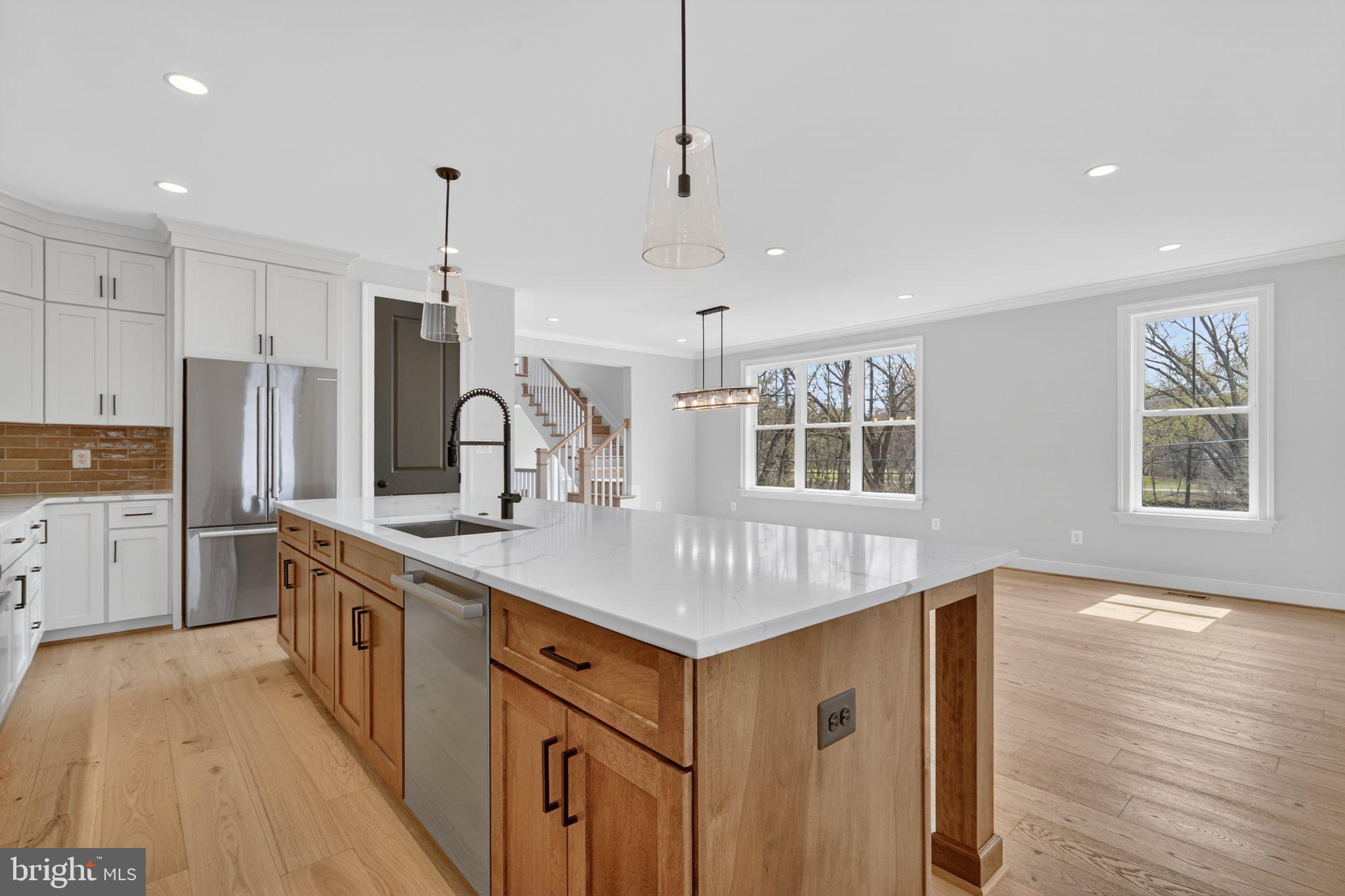 FALLS CHURCH PARK - Residential