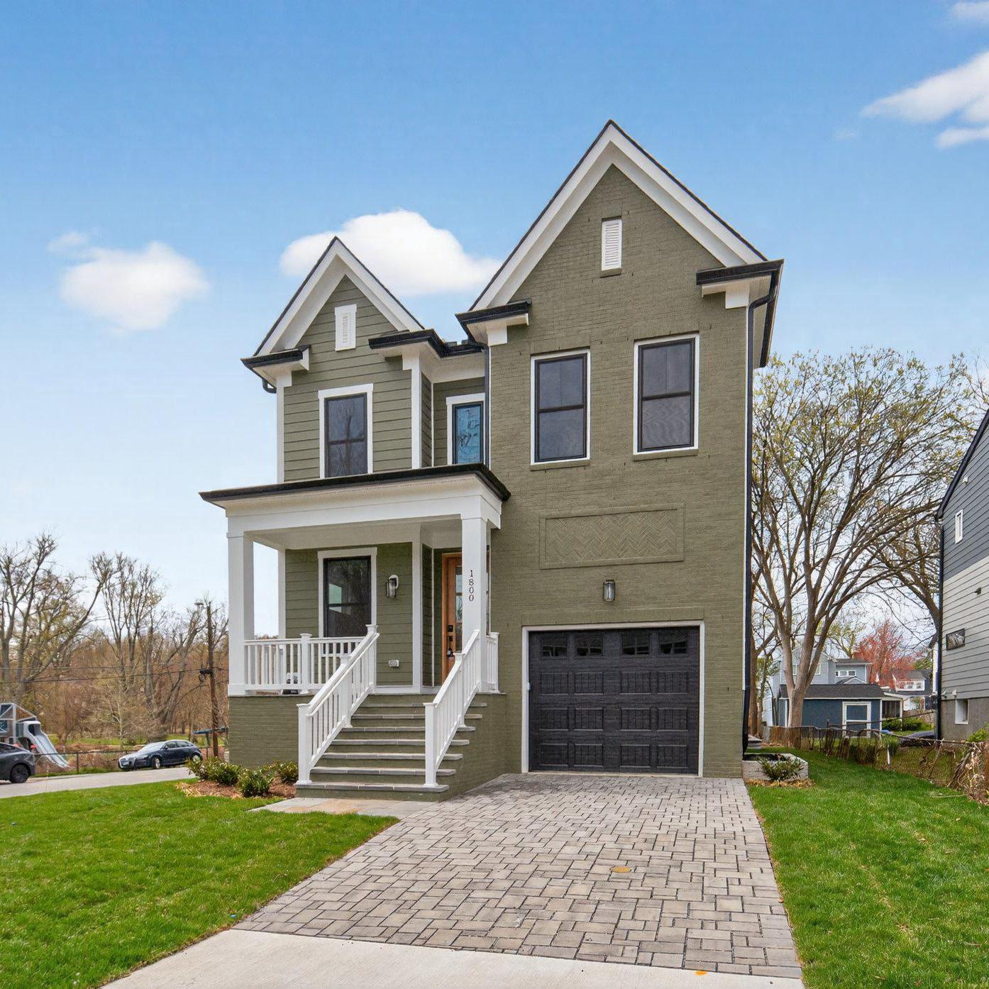 FALLS CHURCH PARK - Residential