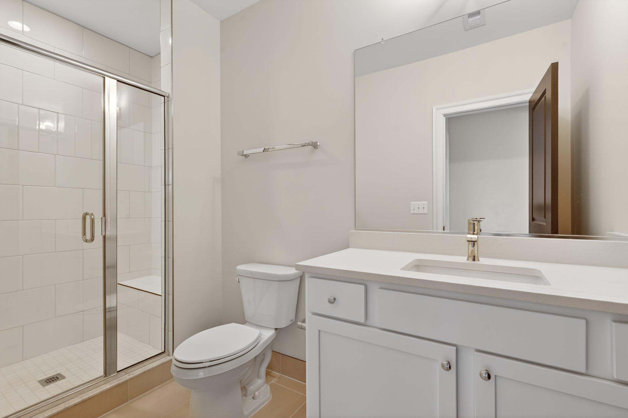 FALLS CHURCH PARK - Residential