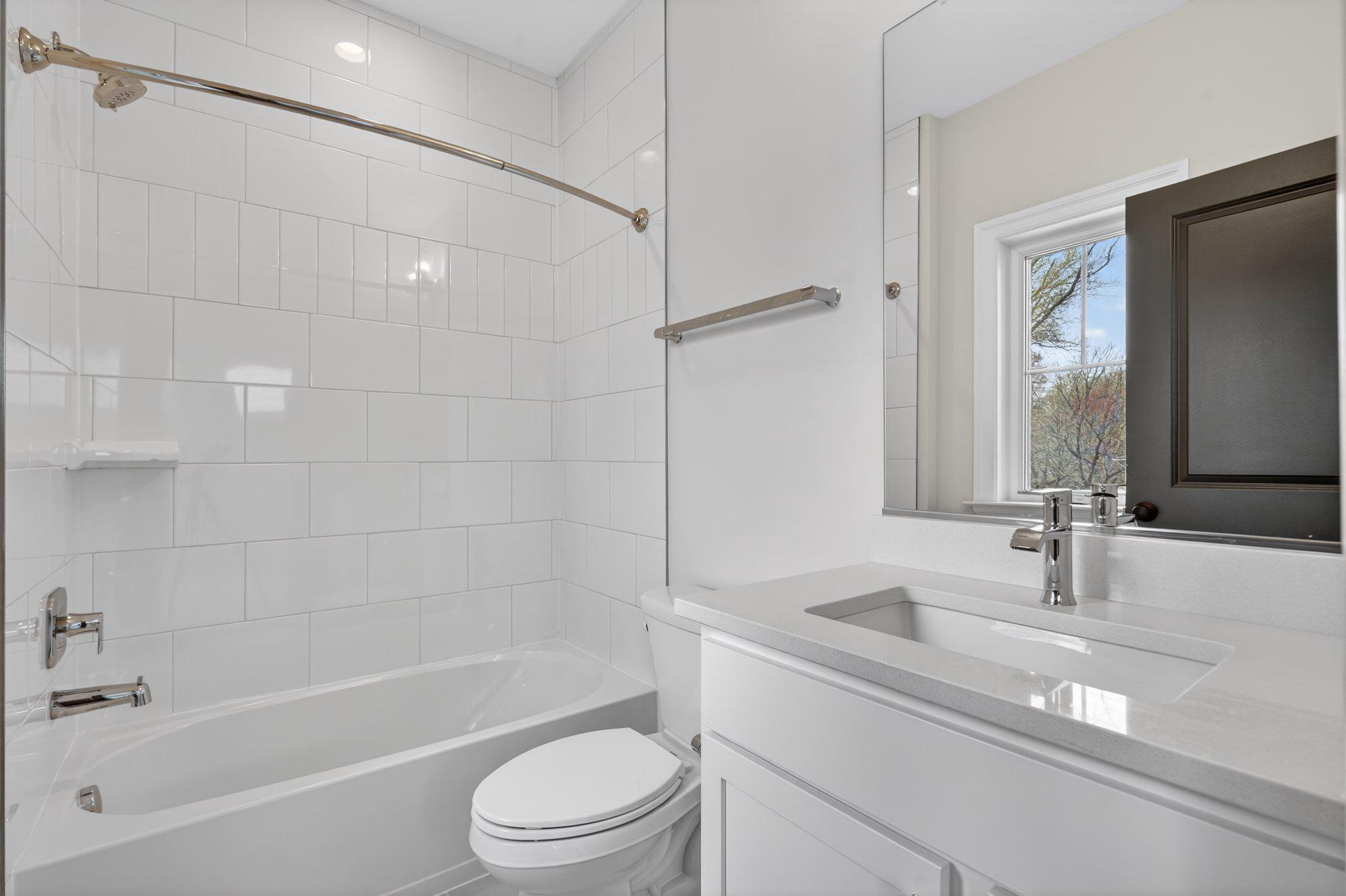 FALLS CHURCH PARK - Residential