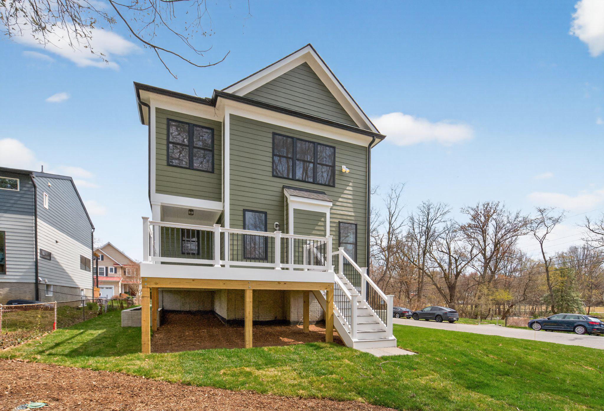 FALLS CHURCH PARK - Residential