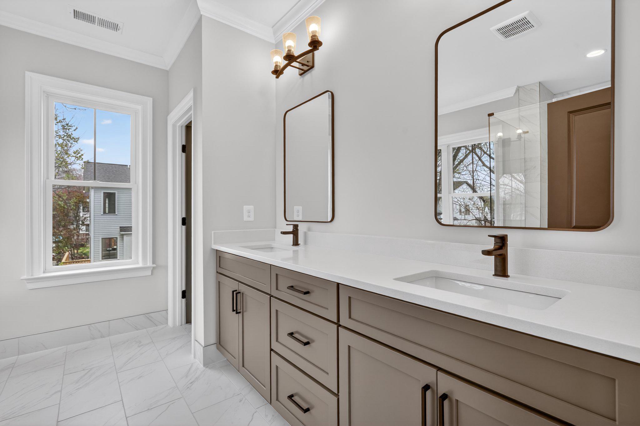 FALLS CHURCH PARK - Residential